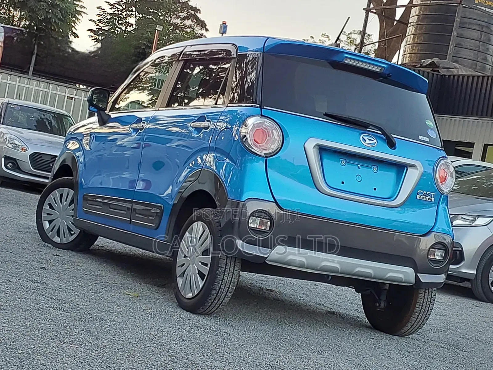 Daihatsu Cast 2019 Blue