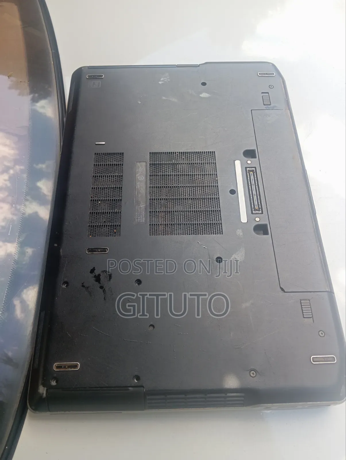 DELL Latitude E6520 15'6 Full HD Screen Core I5 4gb Ram 1000gb