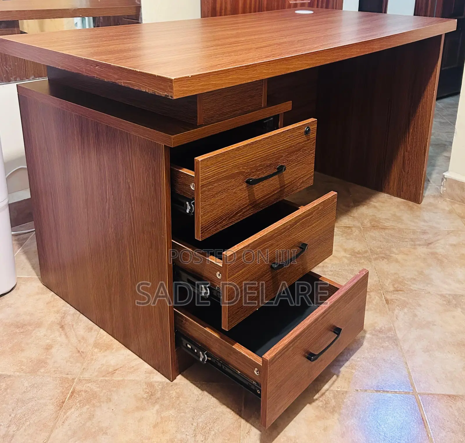 Gently Used Office Desk,1.4m