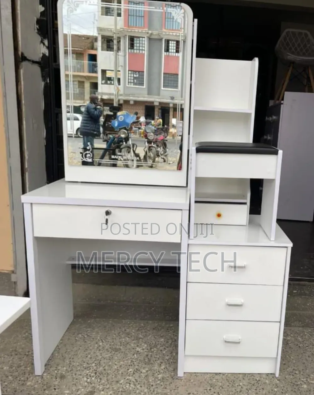White Dressing Table With Sliding Mirror