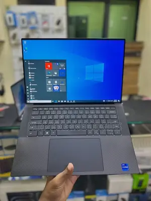 Laptop Dell XPS 15 9520 16GB Intel Core i7 SSD 512GB