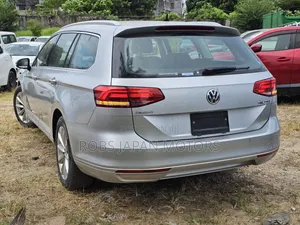 Volkswagen Passat 2018 Silver
