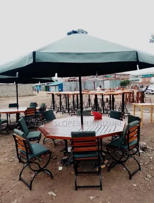 Outdoor Dinning/Garden Table Set 6-Seater