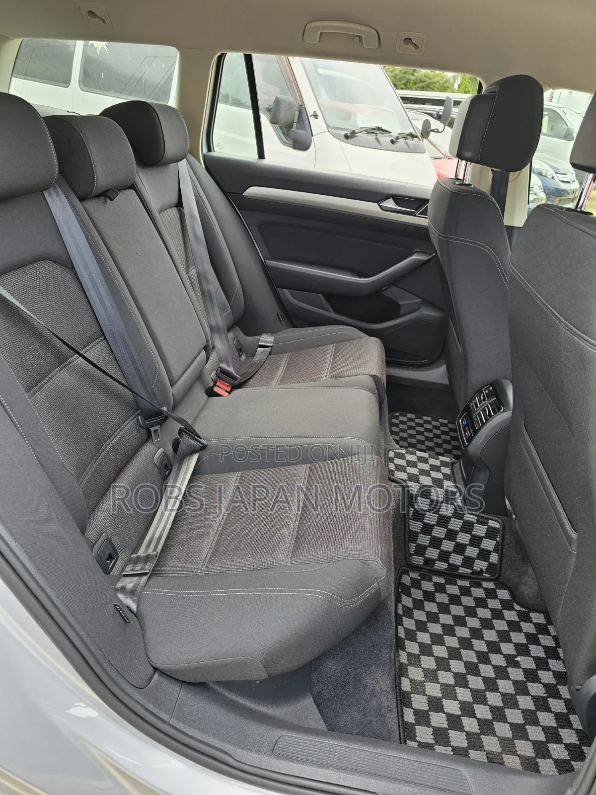 Volkswagen Passat 2018 Silver