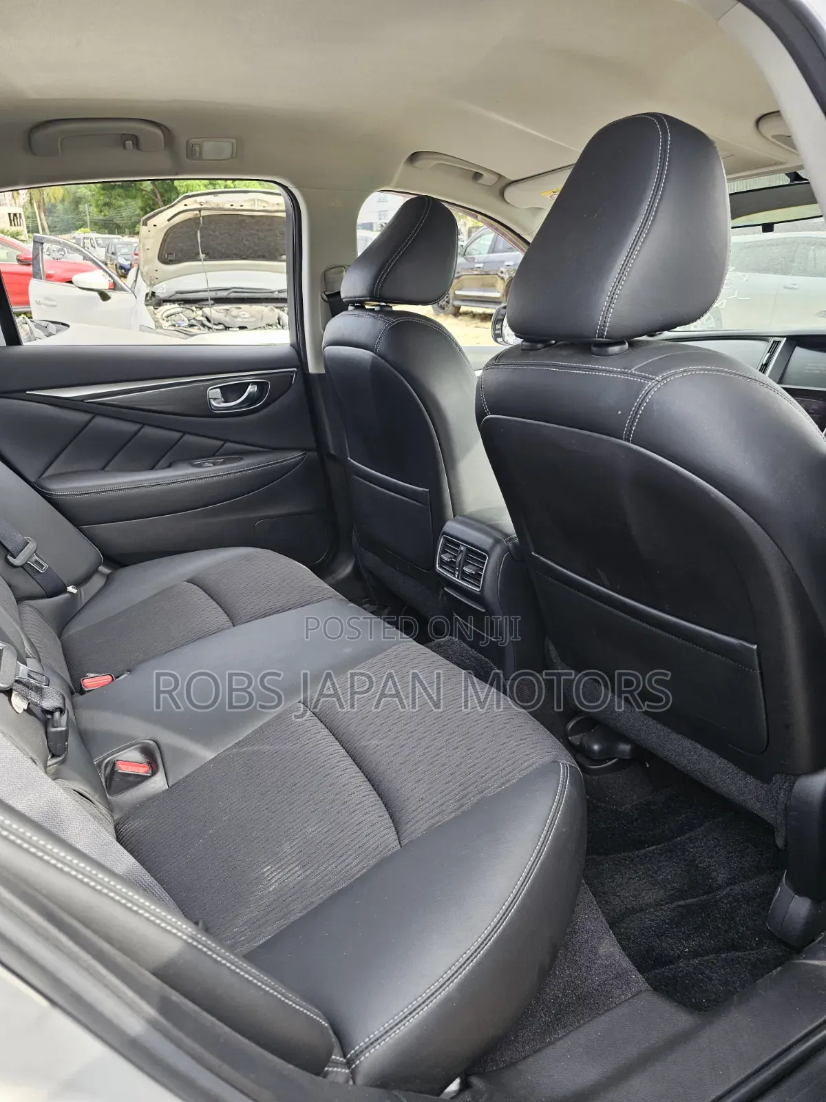 Nissan Skyline 2018 Silver