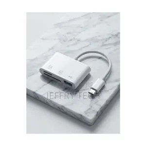 3-in-1 USB-C SD Card Reader Hub Adapter