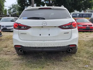 Mazda Atenza 2018 Off white