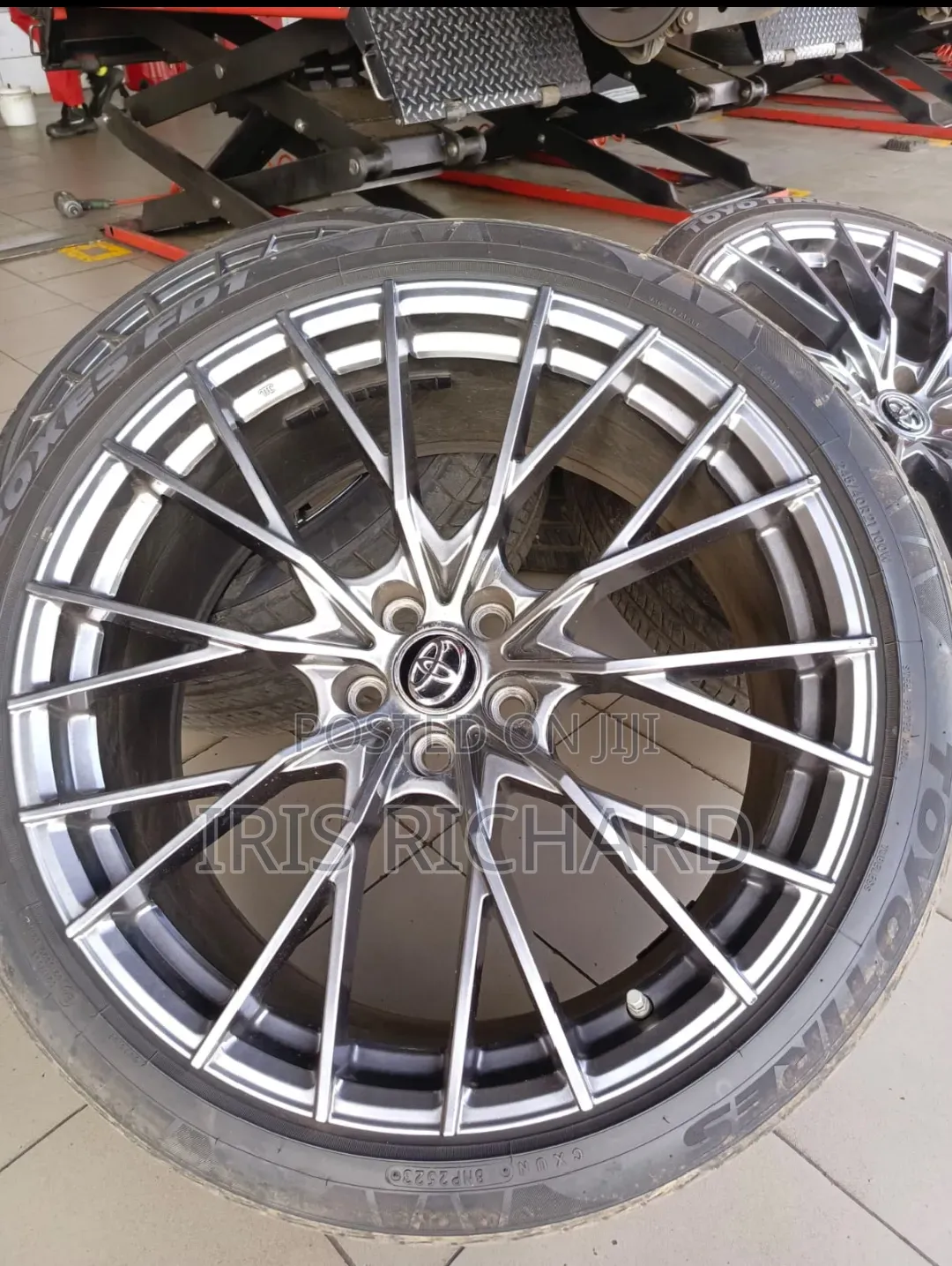 21inch Aloy Rims With Tyres