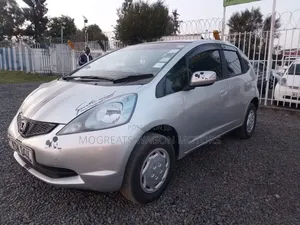 Honda Fit 2010 Silver
