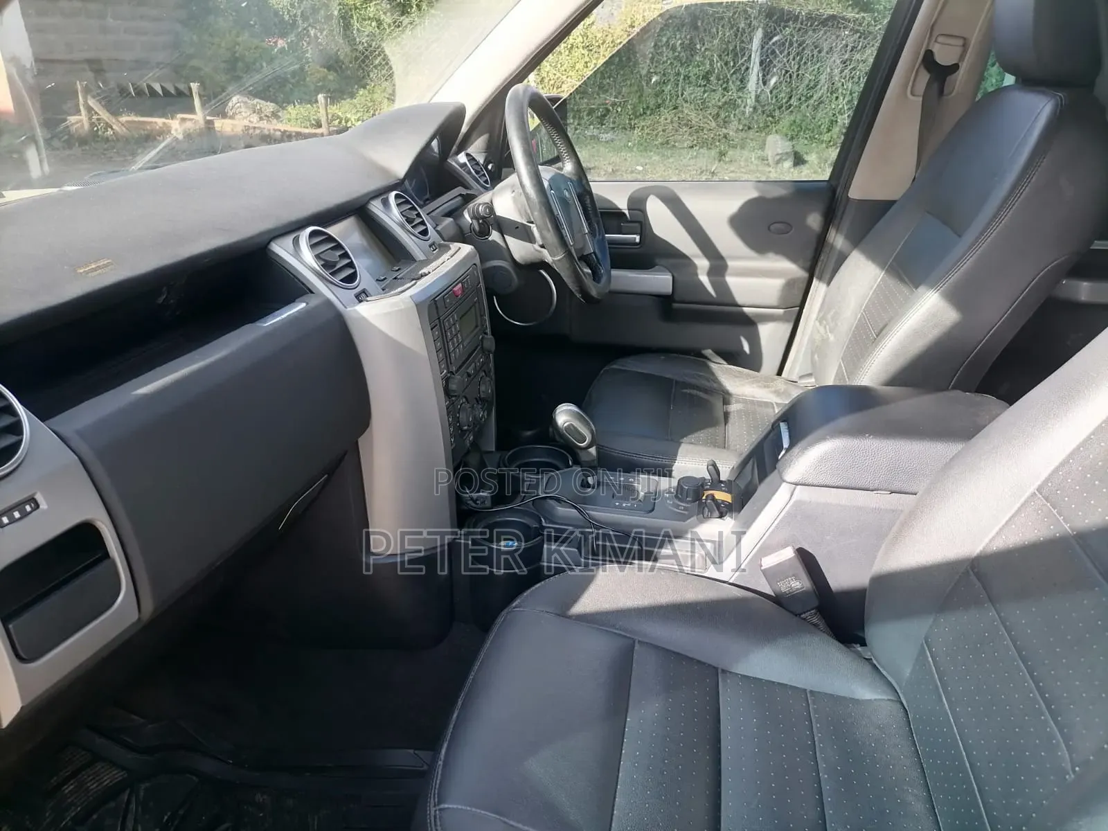 Land Rover Discovery 2009 Gray