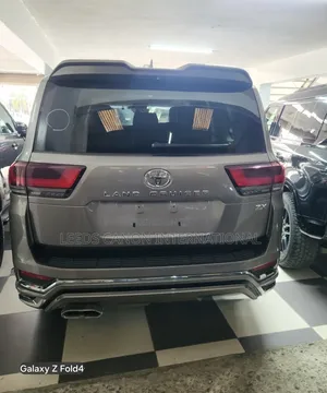 Toyota Land Cruiser 2021 Gray