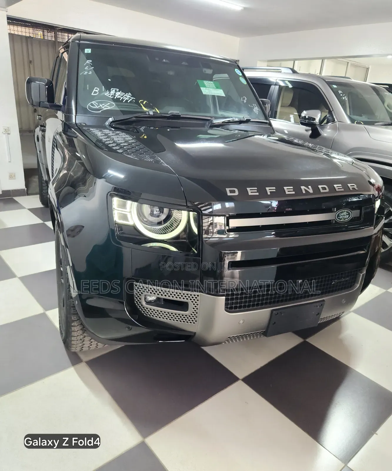 Land Rover Defender 2021 Black