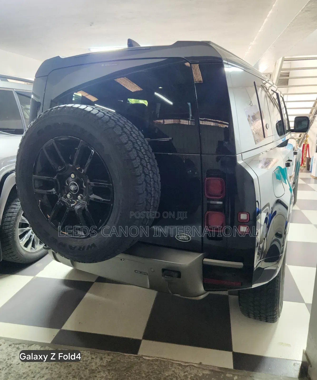 Land Rover Defender 2021 Black