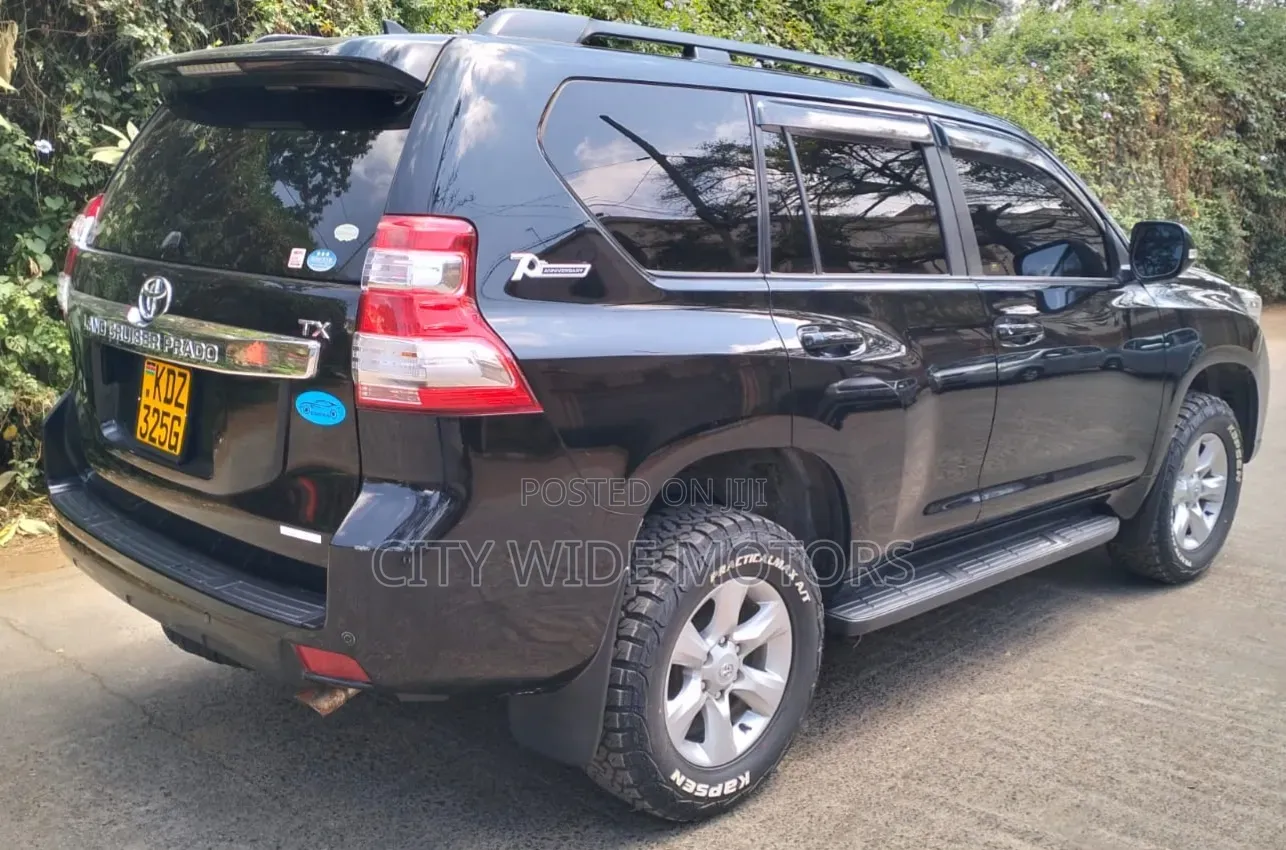 Toyota Land Cruiser Prado 2012 Black