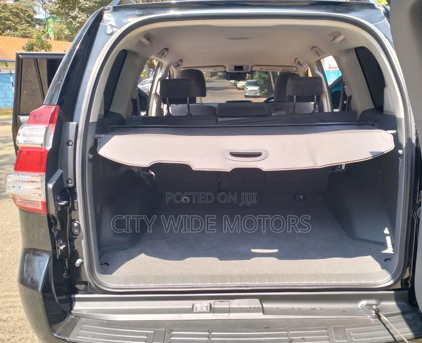 Toyota Land Cruiser Prado 2012 Black