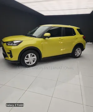 Toyota Raize 2019 Yellow