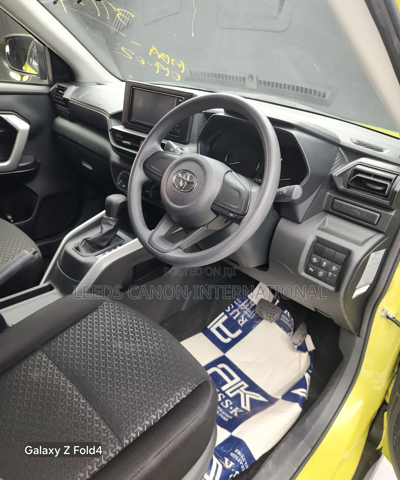 Toyota Raize 2019 Yellow