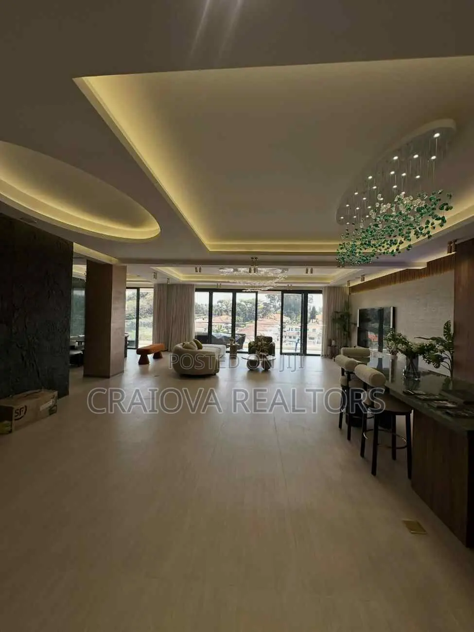 5bdrm Apartment in Spring Valley for sale
