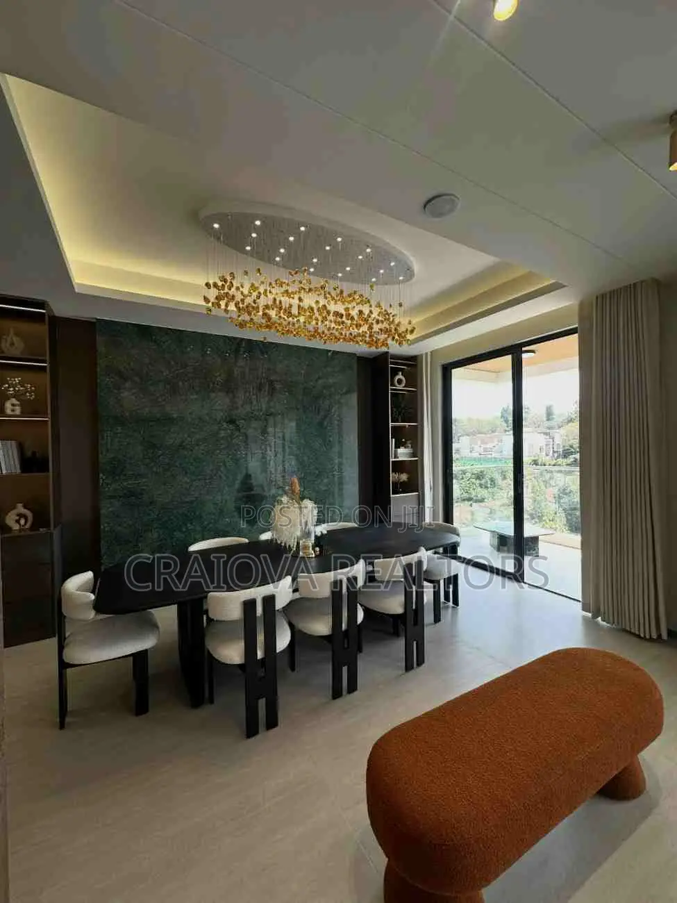 5bdrm Apartment in Spring Valley for sale