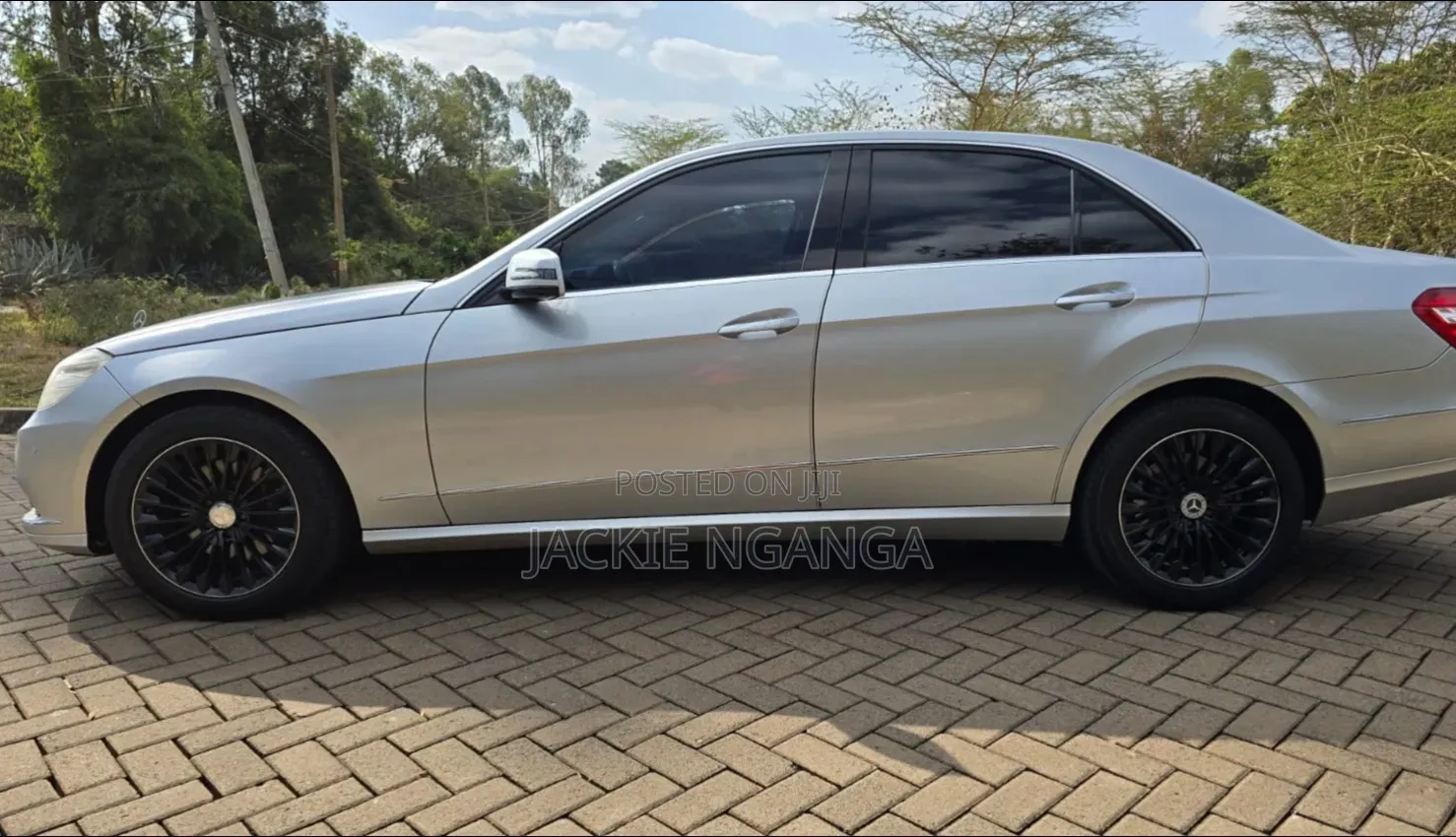 Mercedes-Benz E300 2010 Silver