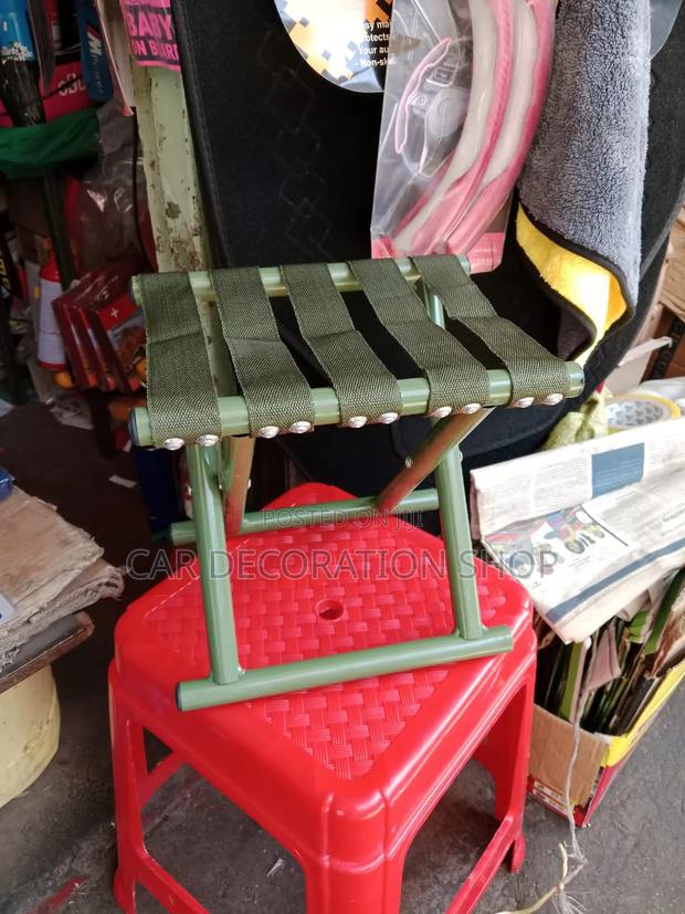 Lightweight, Collapsible,easy to Carry Outdoor Camping Mini Stool - thumbnail 2