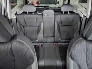 Subaru Forester 2019 White