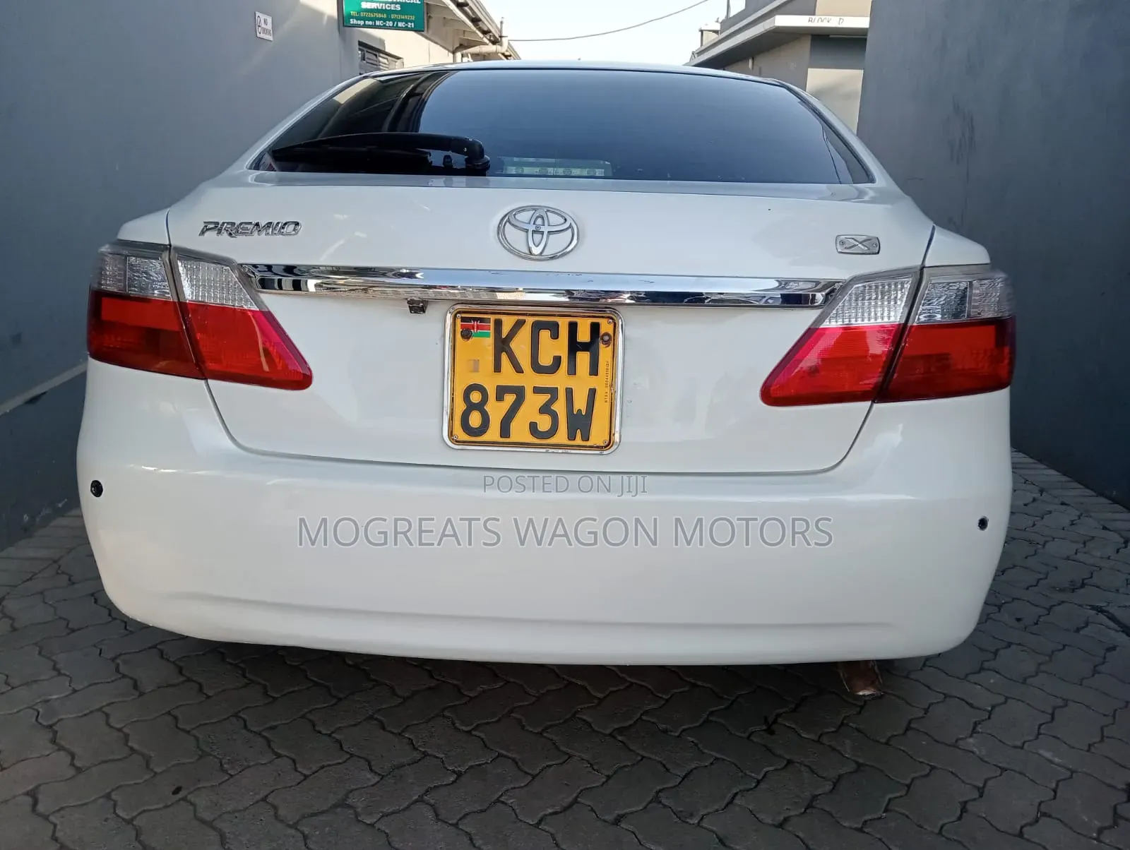 Toyota Premio 2011 White