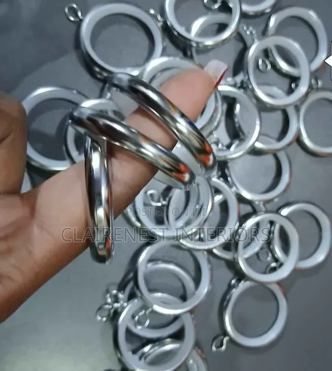 Black and Silver Drippery Rings With Plastic Lining