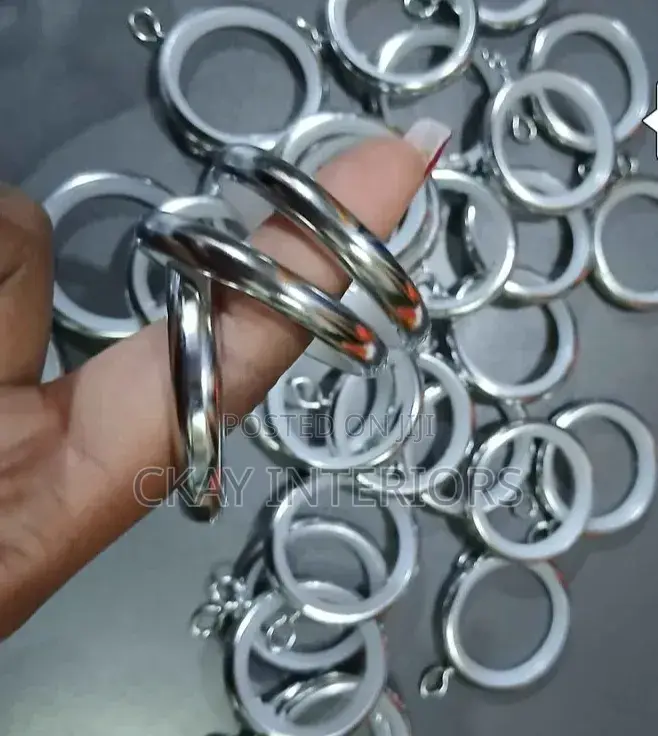 Black and Silver Drippery Rings With Plastic Lining