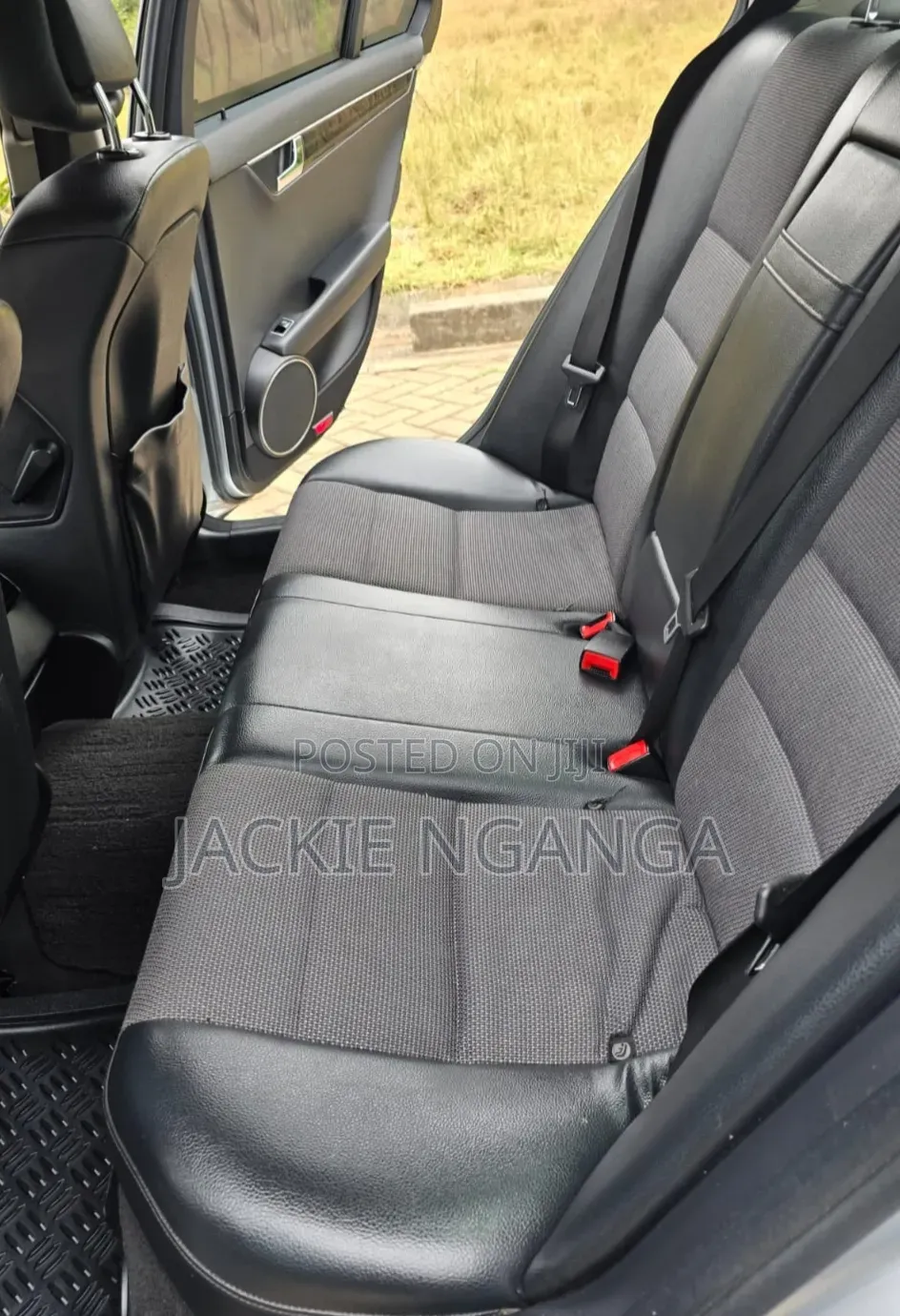 Mercedes-Benz C200 2012 Silver
