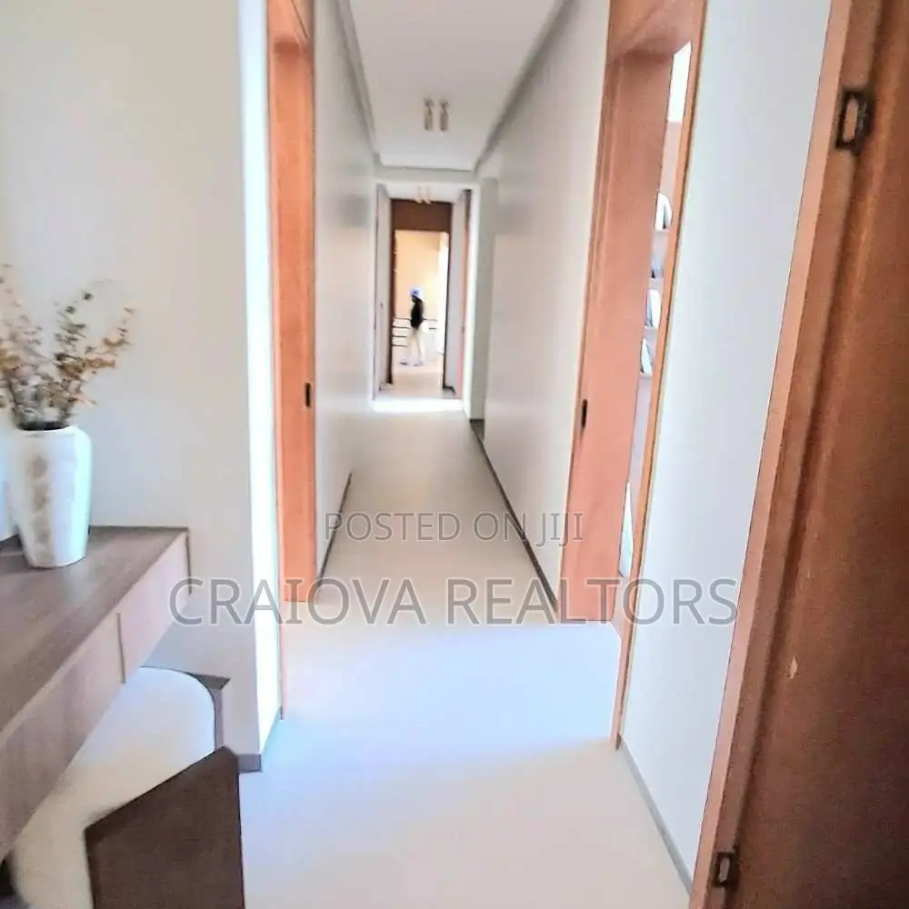 4bdrm Apartment in Spring Valley for sale