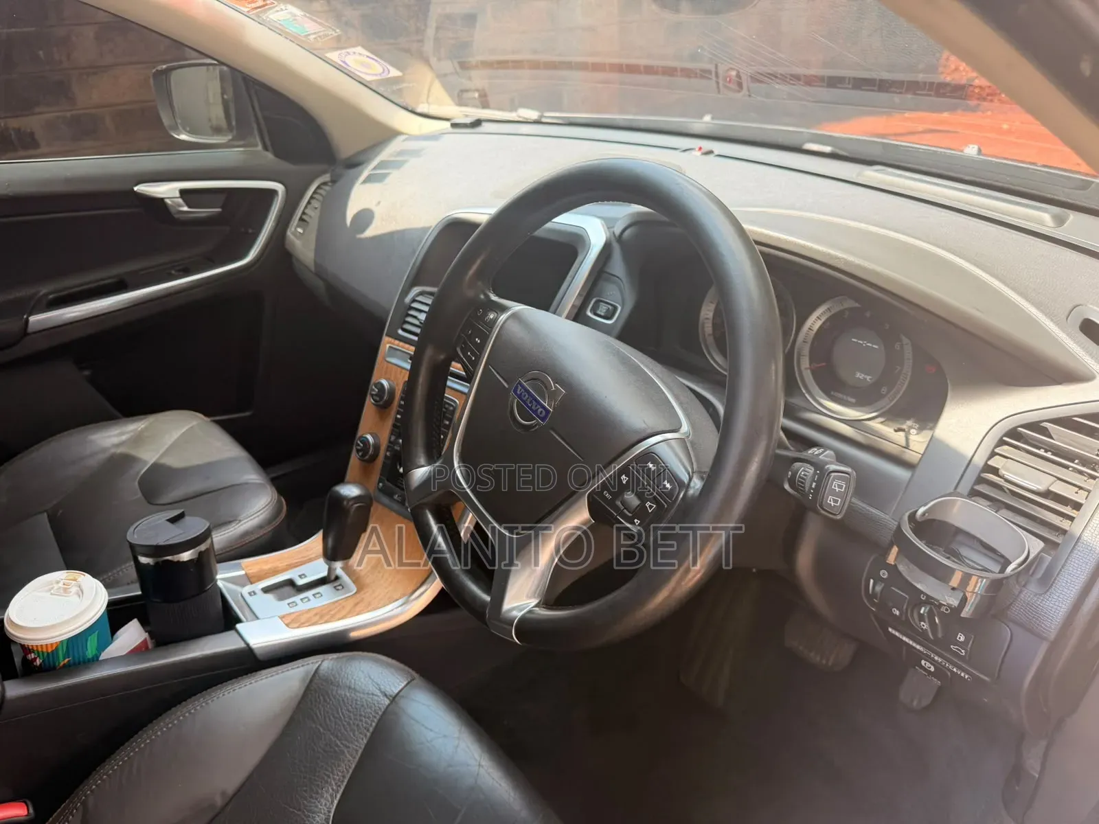 Volvo XC60 2012 Black