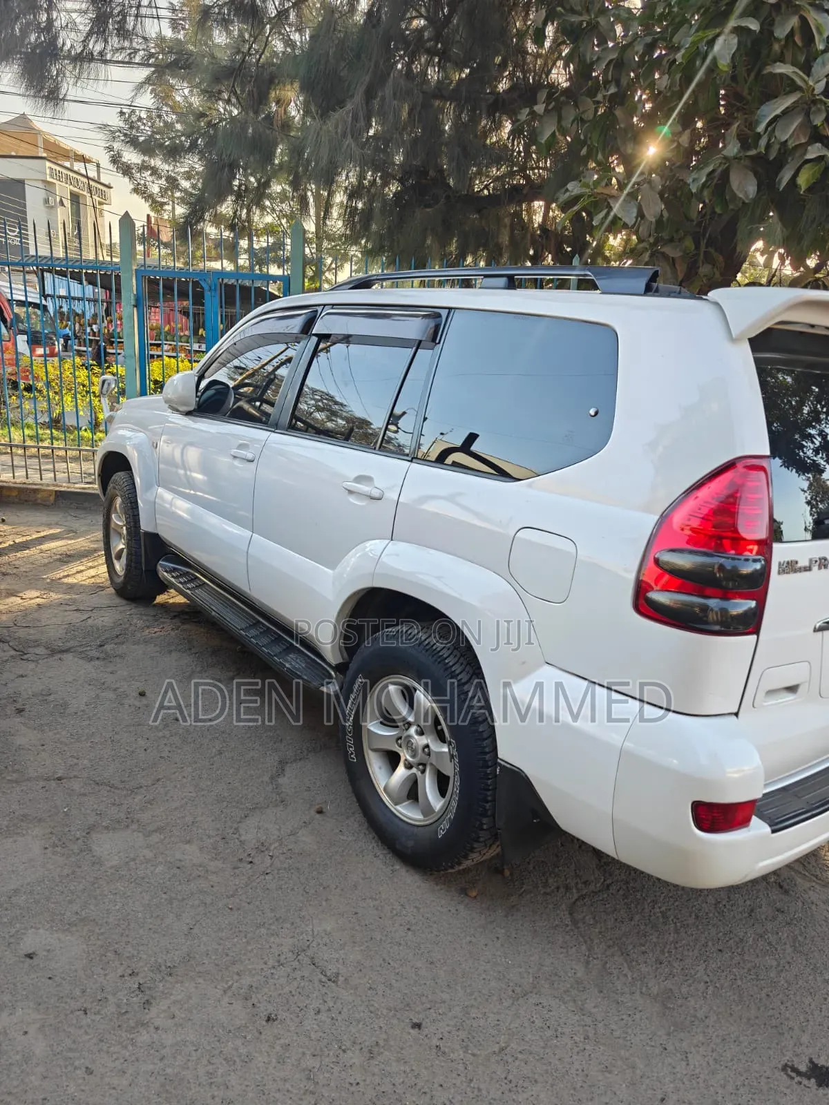 Toyota Land Cruiser Prado 2007 White