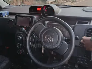 Toyota Spade 2016 Black