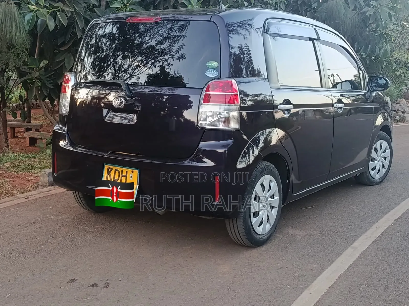 Toyota Spade 2016 Black