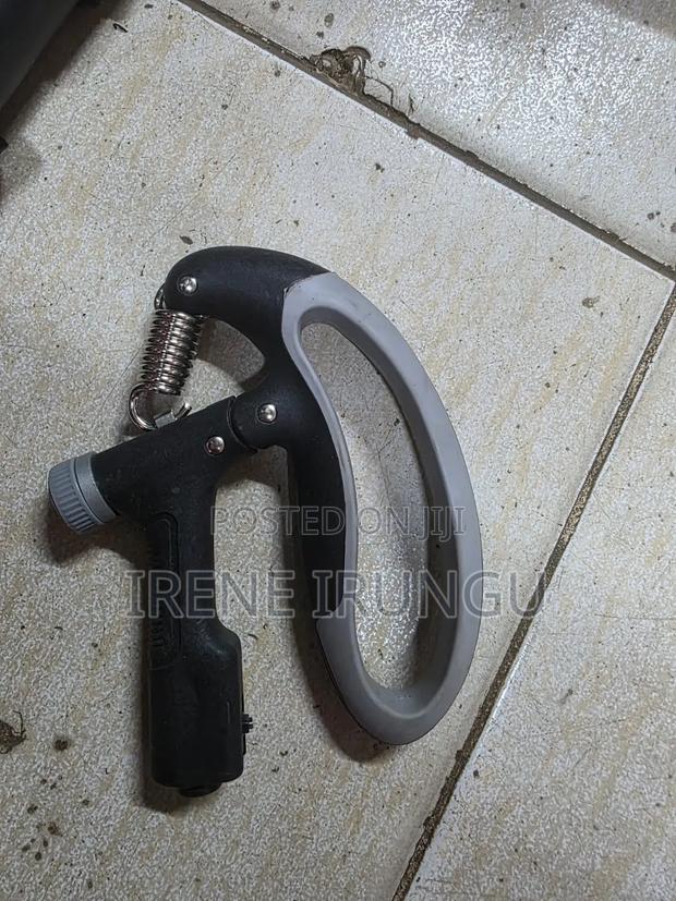 10kgs _100kgs Adjustable  Hand Grips