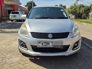 Suzuki Swift 2015 Silver