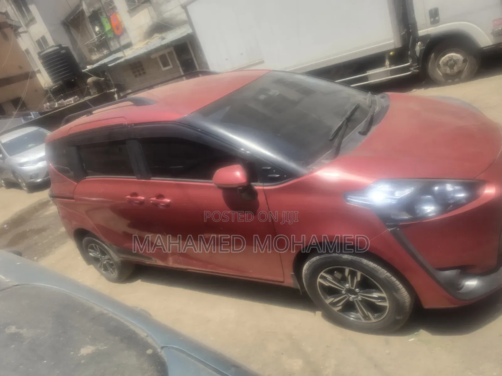 Toyota Sienta 2017 Pink