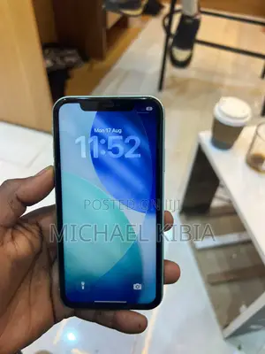 Apple iPhone 11 64 GB Green