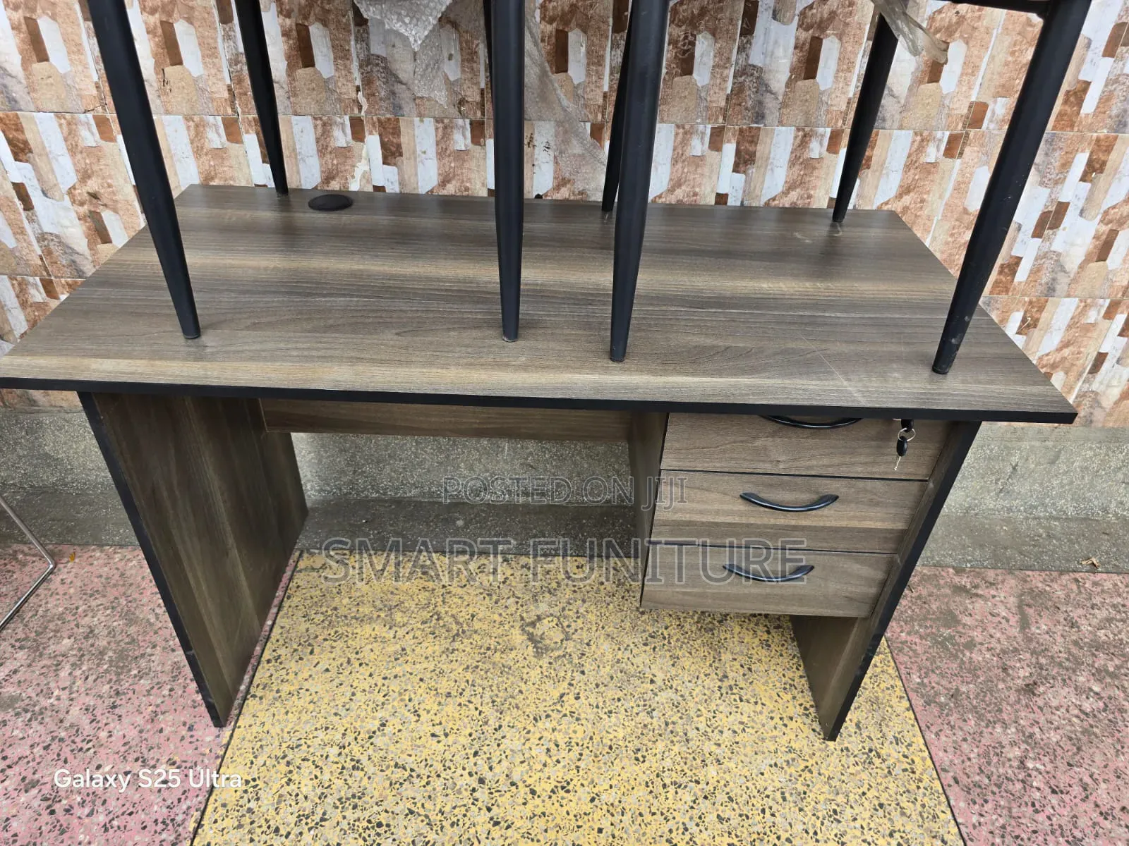 Executive Modern Office Desk-With Soft Drawer-Simple Office Desk