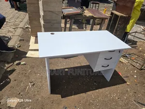 Executive Modern Office Desk-With Soft Drawer-Simple Office Desk