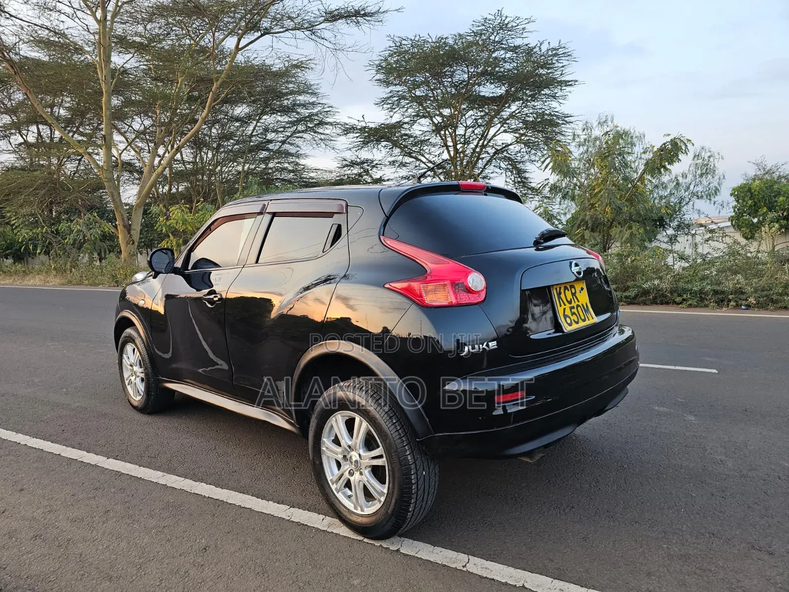 Nissan Juke 2011 Black