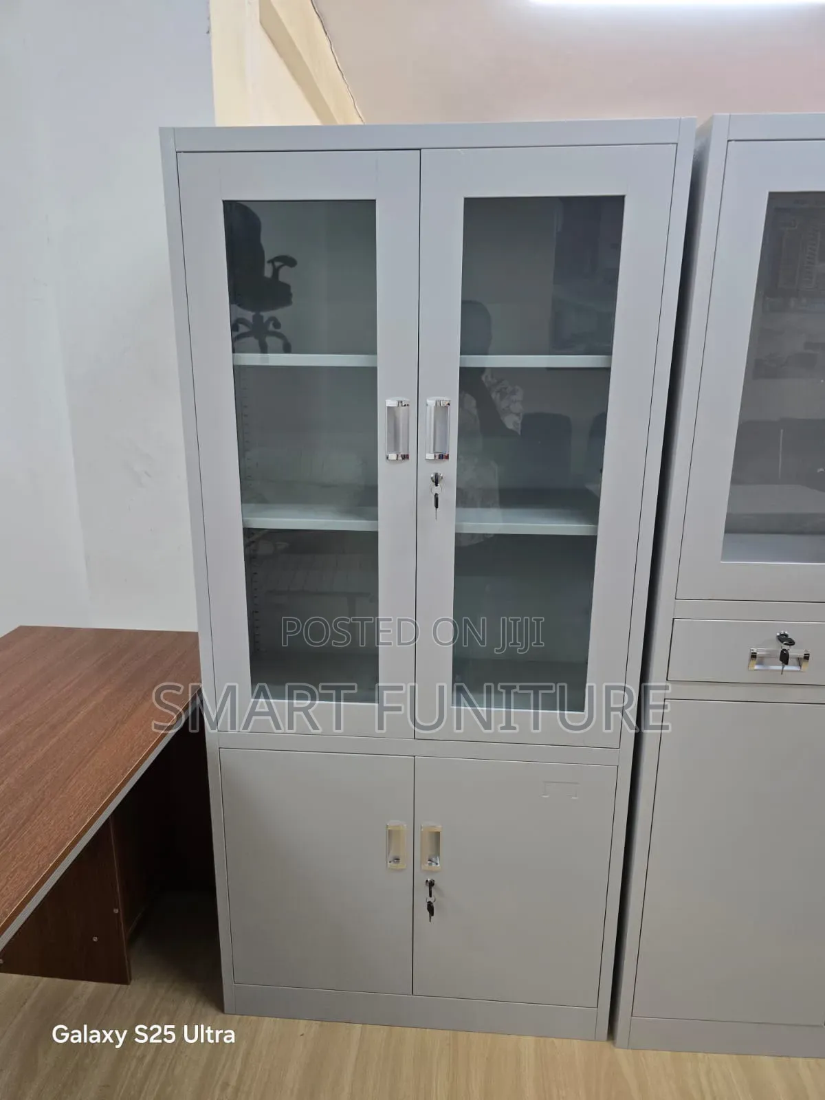Metallic Cabinet/Adjustable Shelve Filing Cabinet