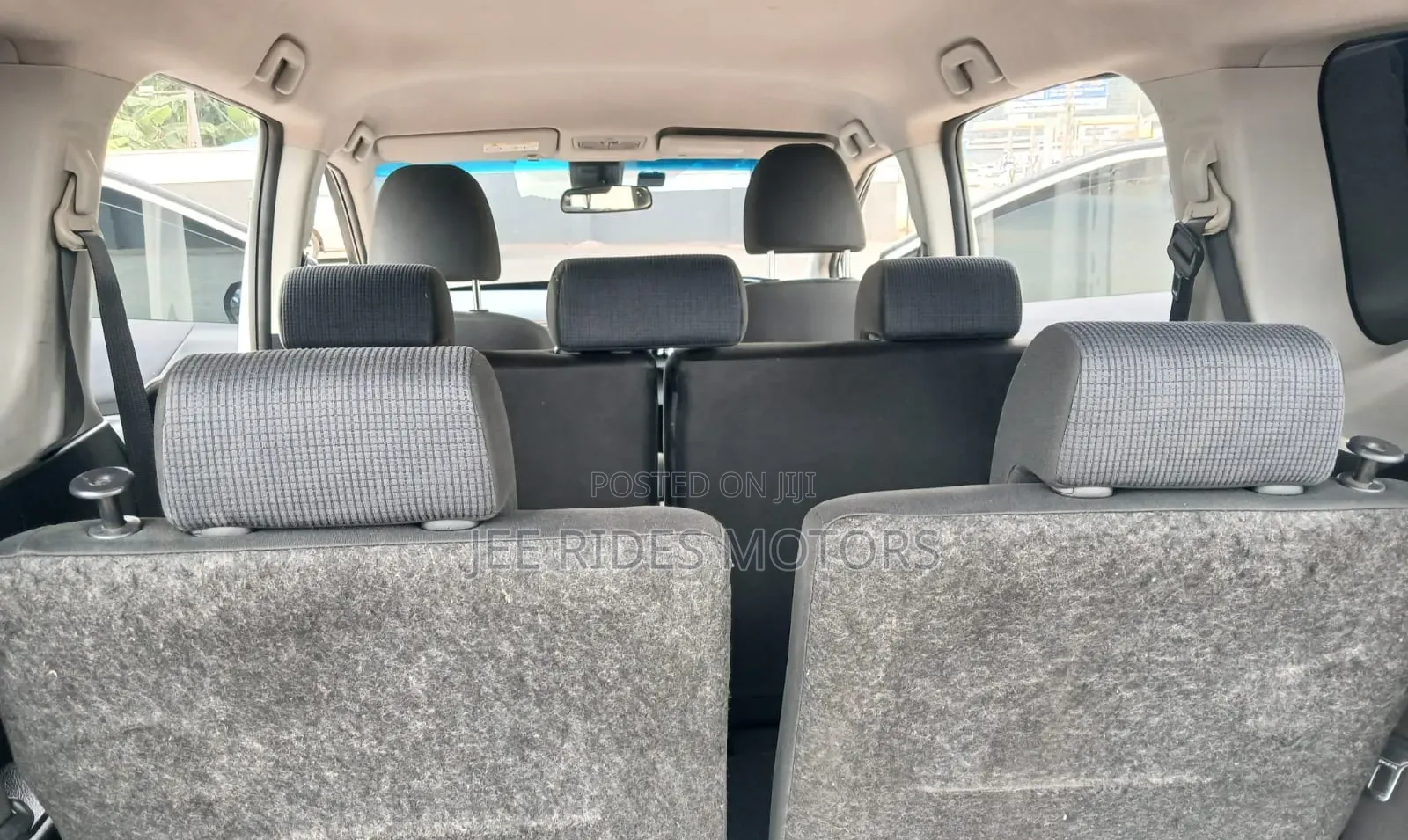 Toyota Sienta 2016 White