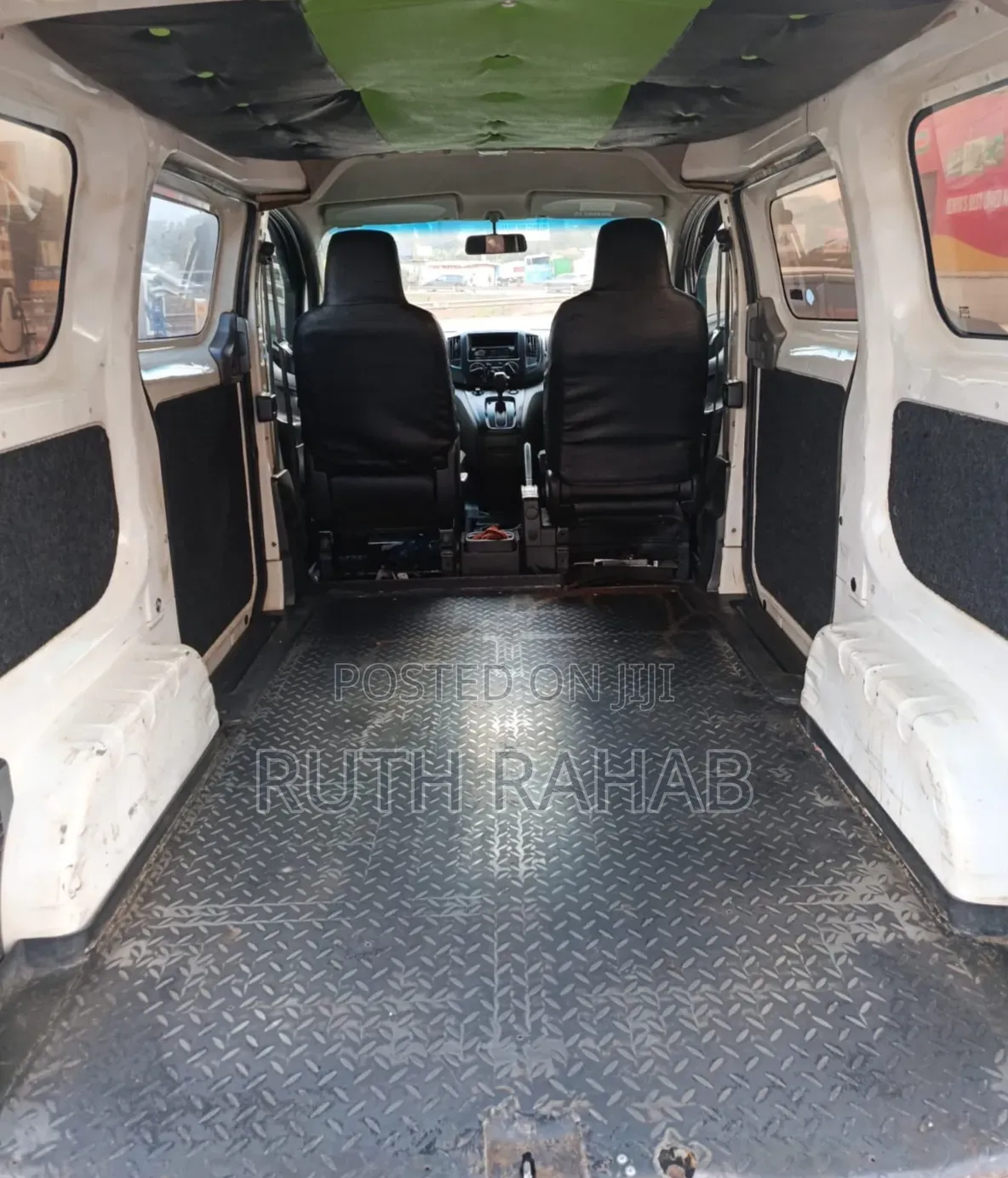 Nissan NP200 2011 White