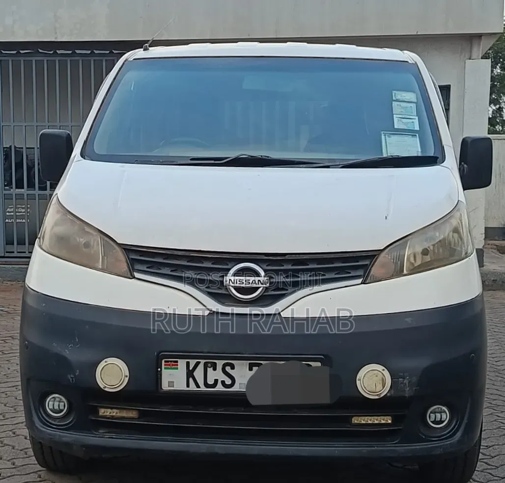 Nissan NP200 2011 White