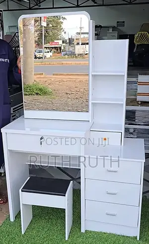 Executive Dressing Table