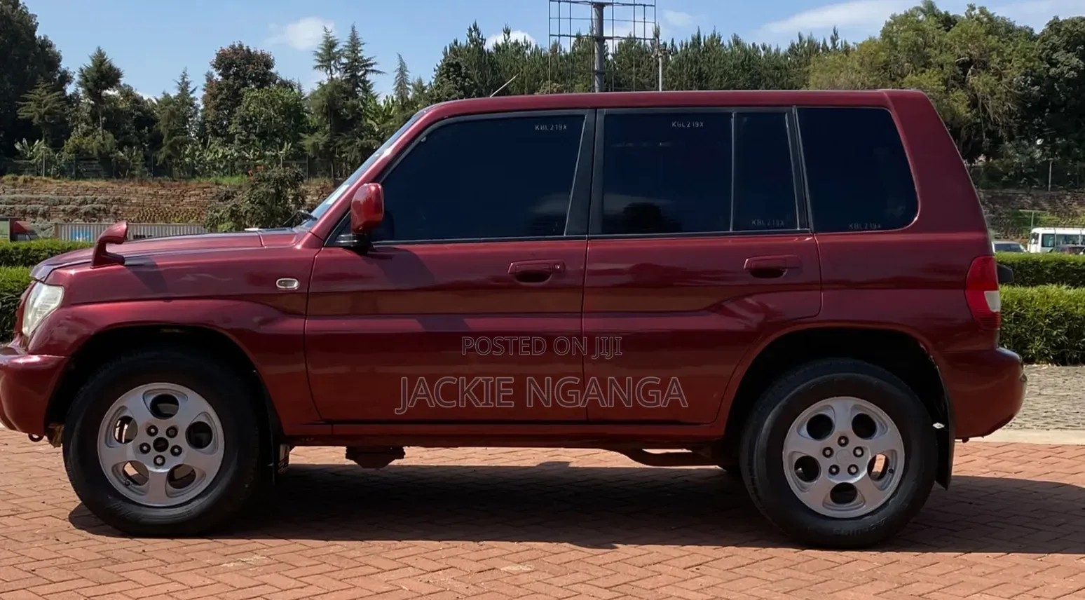 Mitsubishi Pajero 2004 Maroon