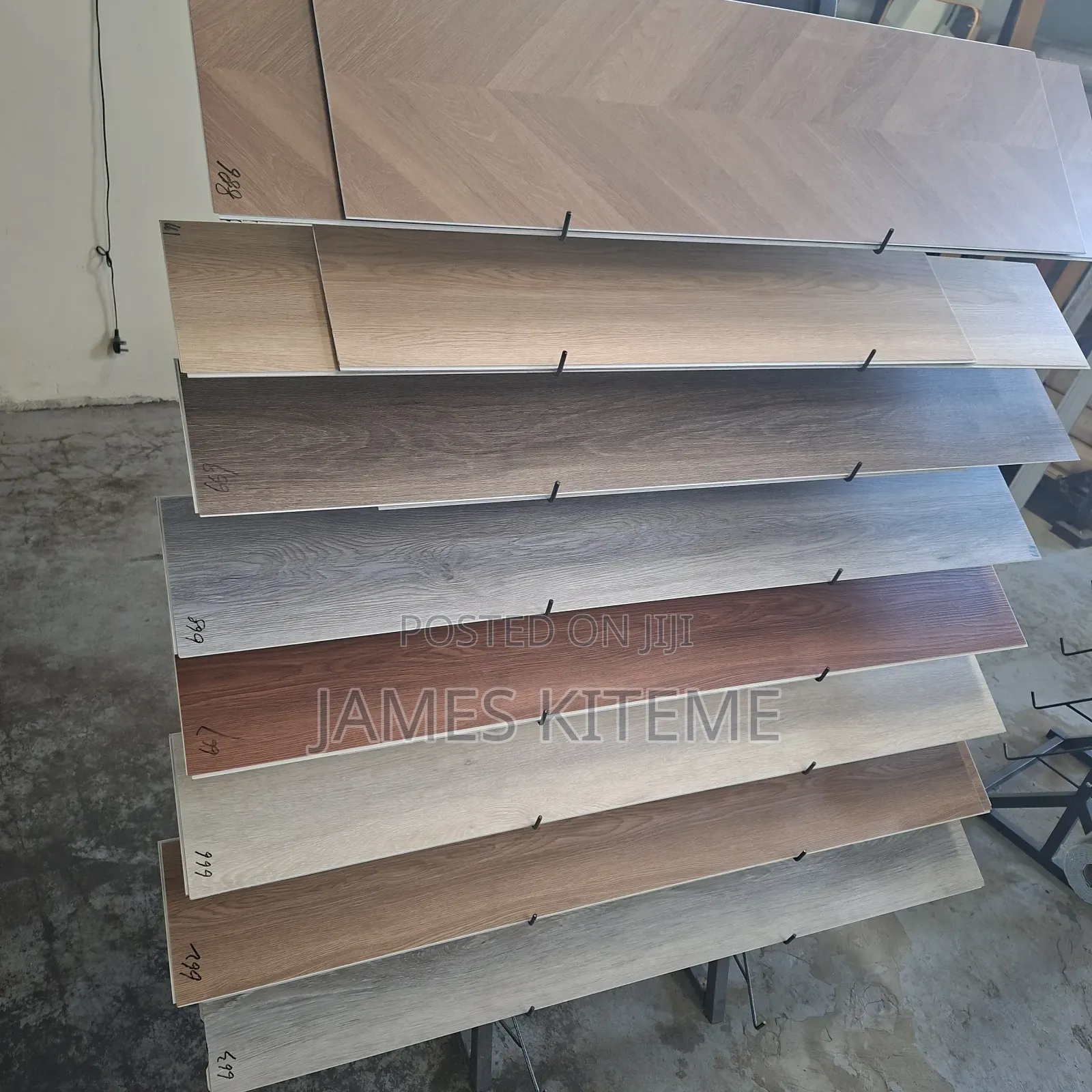 Laminate SPC Flooring Tiles