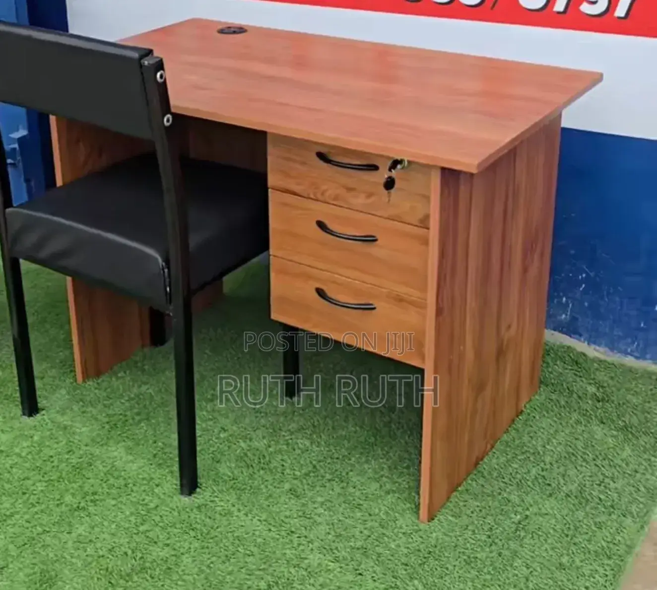 0.9m Office Desk